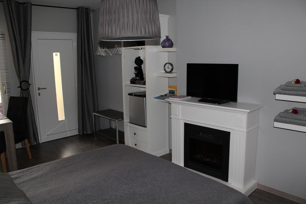 فالس B&B Von Clermont Park الغرفة الصورة